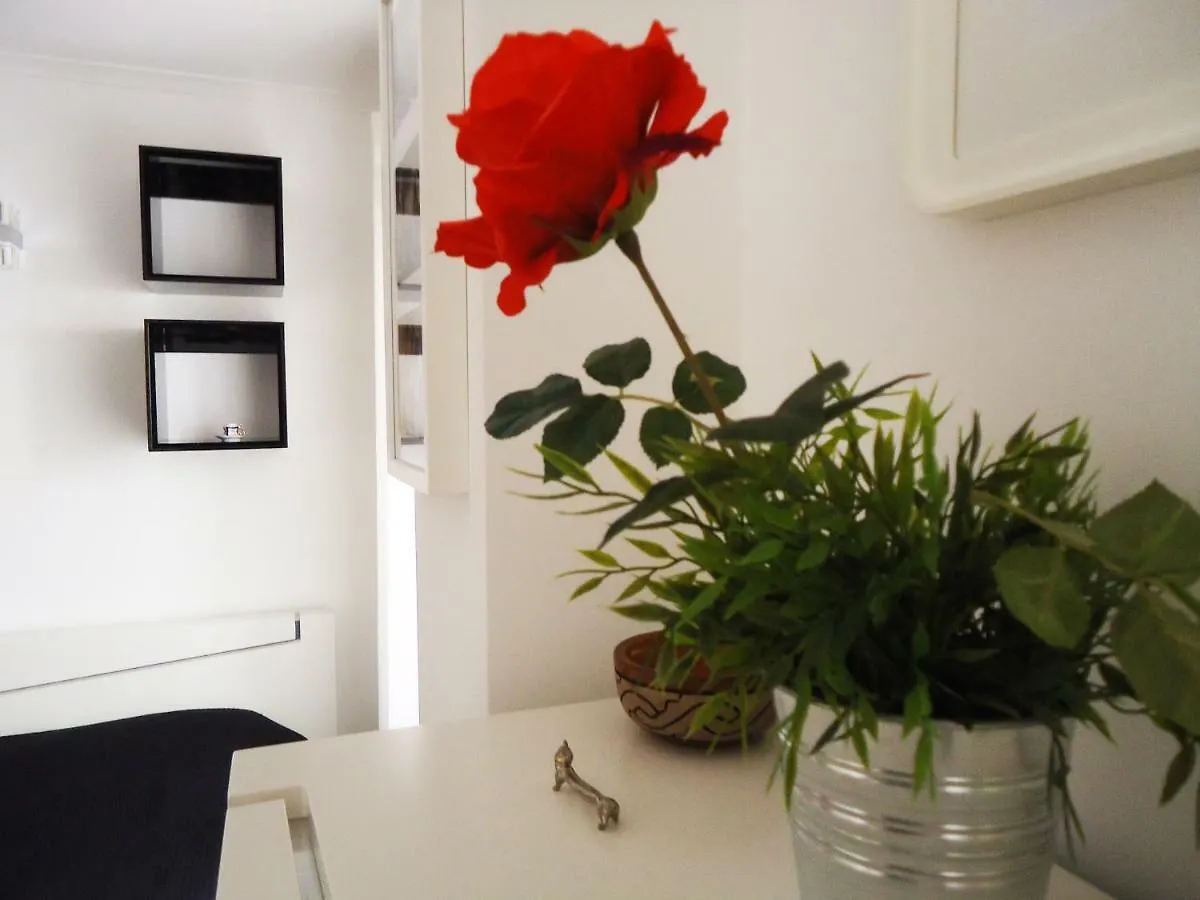 Alfama 2 You Apartment Lisbon 0*,